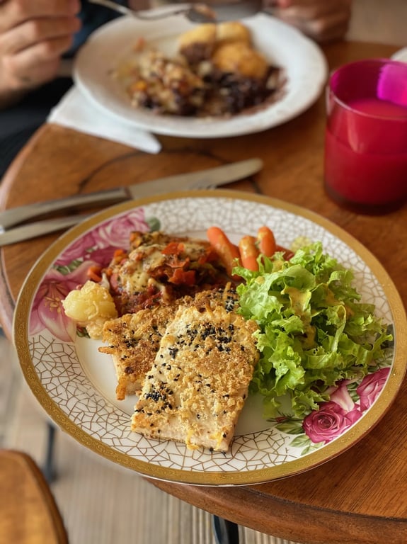 Prato servido no almoço da pousada